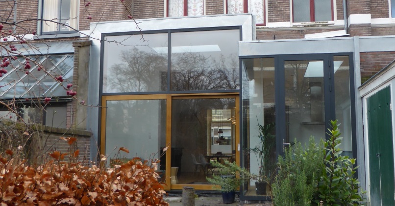 Verbouwing met lichtstraat en schuifpui